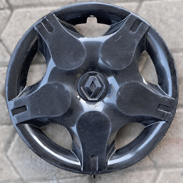 Enjoliveur Renault Clio 2 Black Edition modèle Moai 14" Occasion 