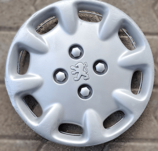Enjoliveur Peugeot 106 ph2 modèle Ténor 13" Occasion 
