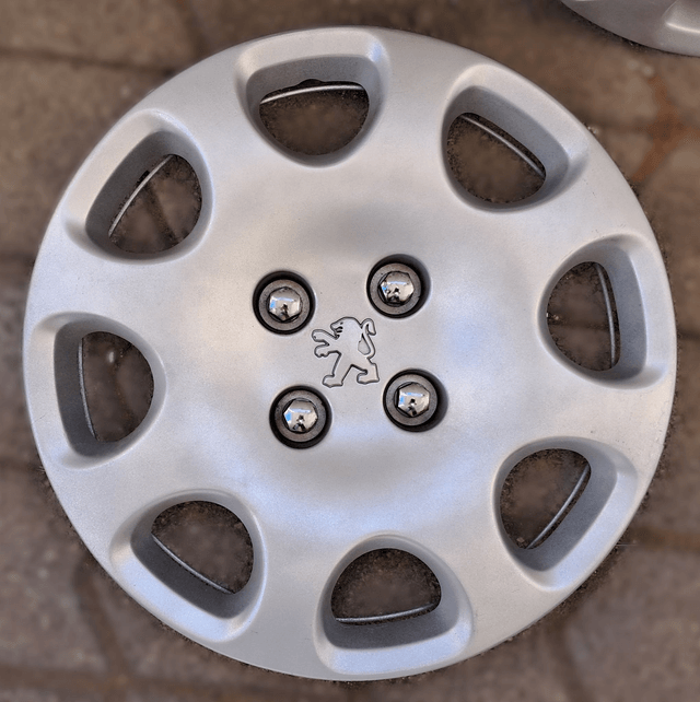 Enjoliveur Peugeot 307 modèle : Océan 15" Occasion 