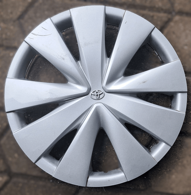 Enjoliveur Toyota Aygo/Yaris 14p occasion 