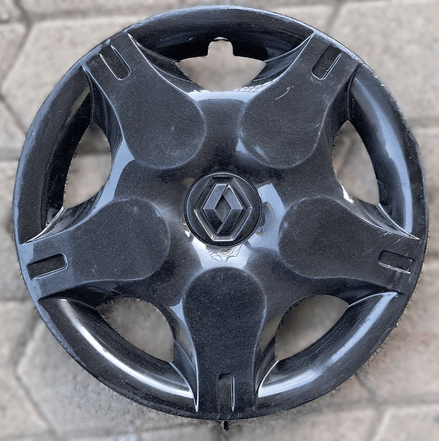 Enjoliveur Renault Clio 2 Black Edition modèle Moai 14&quot; Occasion 